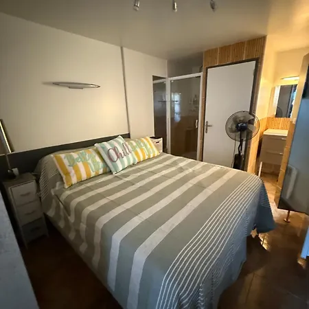 8 Avec Terrasse A Quelques Pas De Laplage リュミオ