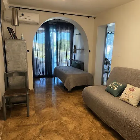 8 Avec Terrasse A Quelques Pas De Laplage アパート *